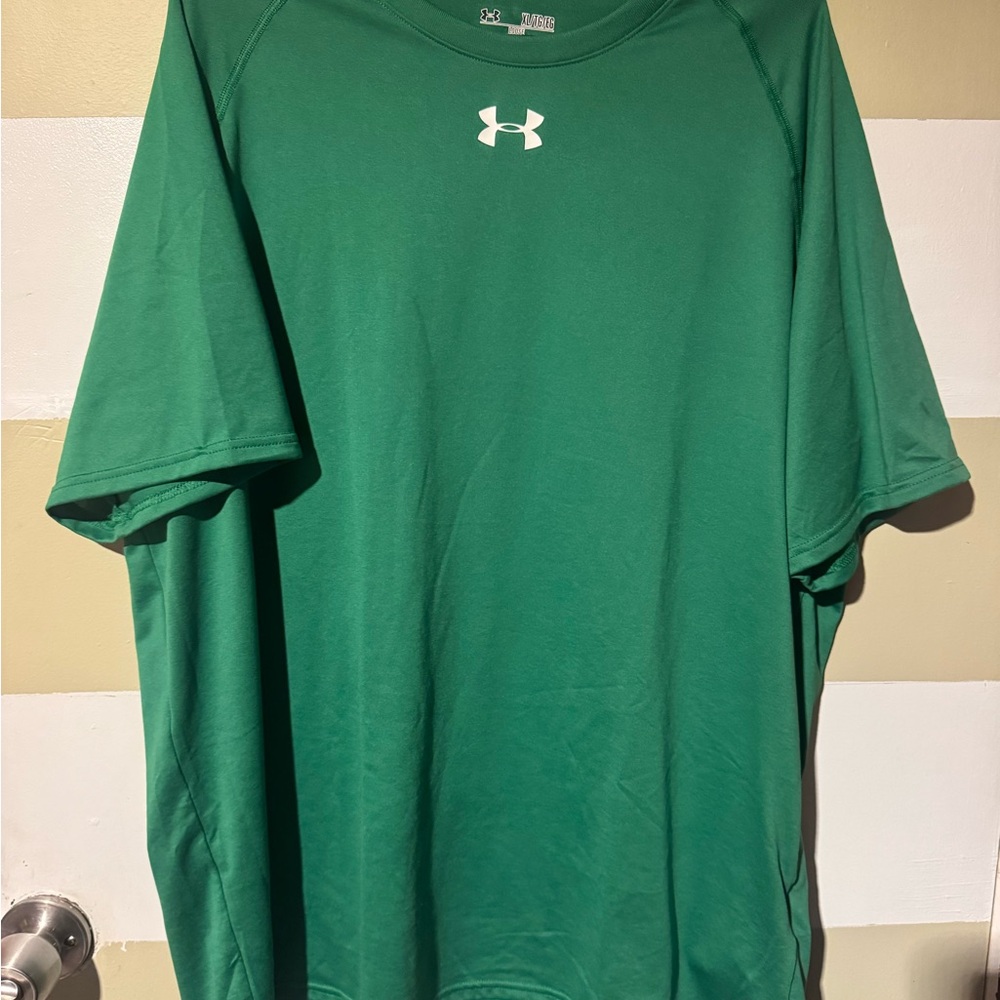 Under Armour Men’s Green Athletic Short-Sleeve Tee